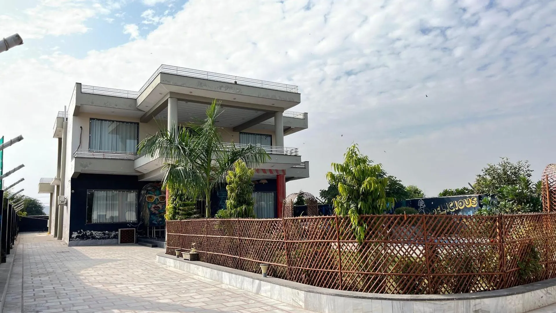 Gobravo 11 - 6Bhk Farm With Pool And Garden - Gurgaon Villa 0*,  India